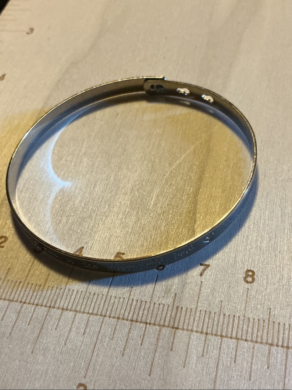 ★ “I Love You to the Moon & Back” Silver Tone Bangle